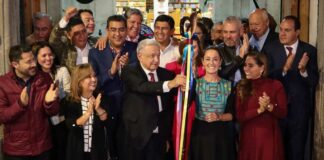 AMLO entrega bastón de mando a Claudia Sheinbaum Sheinbaum