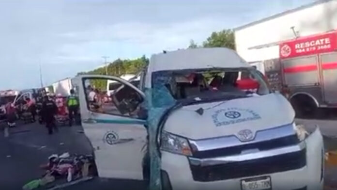 Accidente en carretera Playa del Carmen-Tulum