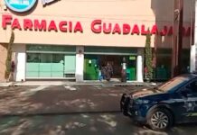 Sujeto amaga con cuchillo a empleada para asaltar farmacia Sujeto