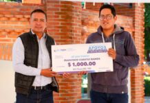 Mundo Tlatehui entrega 50 cheques por cosechas dañadas Tlatehui