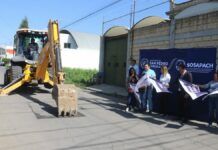 Realizan obras de alcantarillado en el Barrio de Santa María Xixitla