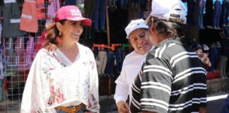 Olivia Salomón visita el Mercado Revolución en Izúcar de Matamoros