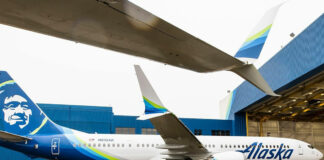 Detienen a piloto que intentó apagar motores de avión en pleno vuelo Avión