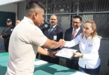 Cholula: Angon entrega certificados en oficios a 36 reos Cholula