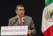 Entrega Sergio Salomón 764 nombramientos a docentes