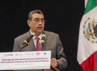 Entrega Sergio Salomón 764 nombramientos a docentes