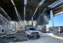 Sofocan incendio de bodega de reciclaje en Huejotzingo