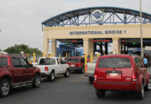 Tras un mes, reabren Puente Internacional 1 en Eagle Pass Eagle