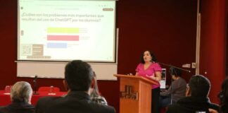 Académica explora vías para educar en era de IA, en conversatorio IBERO IA