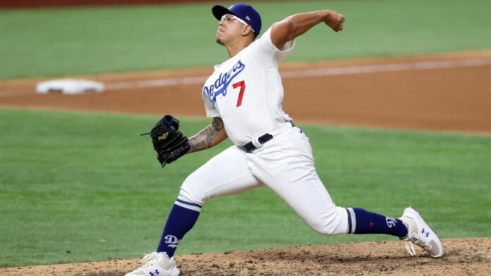Julio Urías