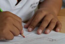Acusan a niño de 9 años de abusar de dos compañeras en Tepeojuma compañeras