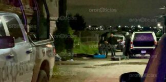 Encuentran dos cuerpos embolsados en calle de Amozoc cuerpos