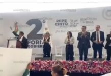 Edil de Juan C. Bonilla rinde informe entre rechiflas por presunto despojo