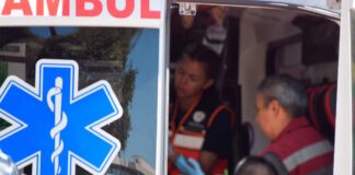Adulto mayor sufre lesiones tras lanzarse de segundo piso en Puebla Adulto