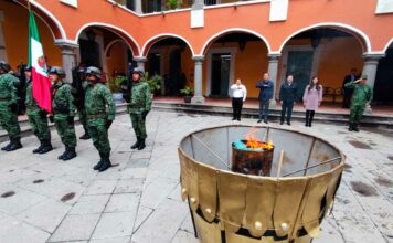 En Congreso realizan Ceremonia de Incineración de Bandera Ceremonia