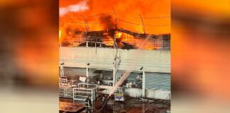 CDMX: Desalojan a 500 personas por incendio en bodega de calzado Incendio