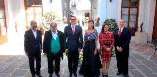 Participa LXI Legislatura en entrega de la Medalla “Carmen Serdán” Medalla