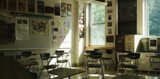 Polonia: Al menos 4 heridos tras ataque con cuchillo en una escuela Polonia