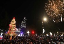 Puebla capital se ilumina con árbol de Navidad árbol