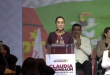 Sheinbaum recibe constancia de precandidata a la presidencia por Morena