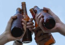 OMS recomienda aumentar impuesto a alcohol y bebidas azucaradas Bebidas.