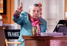 César Bono gana; deberán desalojar y pagarle renta de casa Bono