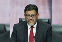 Reyes Rodríguez Mondragón no renunciará como magistrado electoral Magistrados electorales