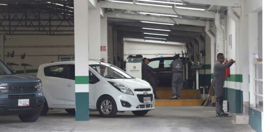 Policía