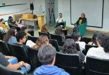 Estudiantes UDLAP se reúnen con escritor Eduardo Huchín Sosa UDLAP