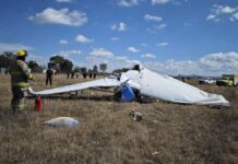 Se desploma aeronave cerca del aeropuerto de Aguascalientes; hay 2 heridos