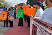 Marchan por la desaparición de Guillermo Raúl López en Puebla
