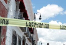 Hombre muere de presunto infarto en pleno Centro Histórico de Puebla Hombre