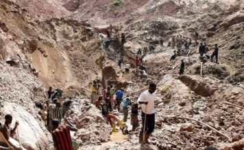 Mueren 73 personas tras desplome en mina de oro en Malí