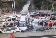 China: Chocan más de 100 autos en autopista; hay 9 heridos