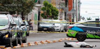 Ciclista muere tras ser atropellado por microbús; el chofer huyó Ciclista