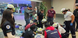 Hombre muere de un infarto en Plaza Solesta