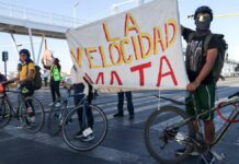 Ciclistas se manifiestan en Vía Atlixcáyotl