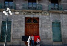 Van a huelga trabajadores de Nacional Monte de Piedad