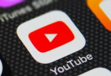 YouTube elimina mañanera donde AMLO compartió teléfono de periodista