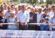 Sergio Salomón inaugura carretera Acatzingo-San Salvador Huixcolotla