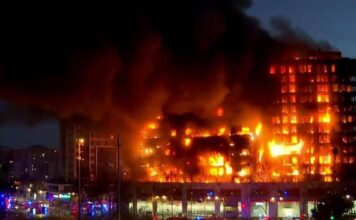 Incendio en edificio de Valencia, España, causa cuatro muertos Incendio en Valencia
