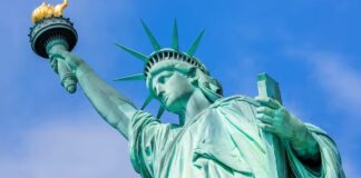 AMLO propone mover la Estatua de la Libertad a México