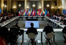 Emmanuel Macron pide una “economía de guerra” contra Rusia