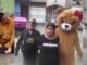 Policía se disfraza de oso de peluche para arrestar a traficante en Perú