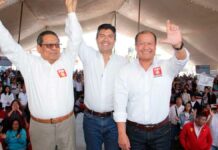 Falta de espacios públicos señalan pobladores de Acajete y Tepatlaxco ante Lalo Rivera espacios