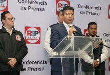 Lalo Rivera advierte que se defenderá de los ataques de oposición