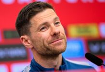 Xabi Alonso confirma su estancia en el Bayer Leverkusen Alonso