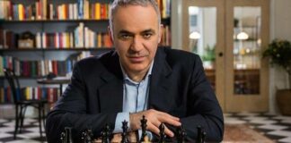 Rusia añade a su lista de terroristas al ajedrecista, Gari Kaspárov