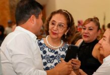 Lalo Rivera sostiene acercamiento con mujeres de Tehuacán Rivera