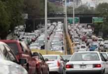 Transportistas amagan con bloquear accesos a CDMX el 13 de marzo